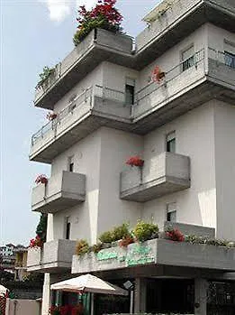 Albergo Al Cacciatore Desenzano del Garda Hotel