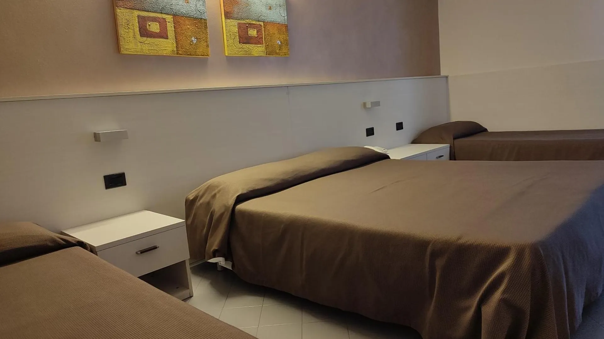 Albergo Al Cacciatore Desenzano del Garda Hotel