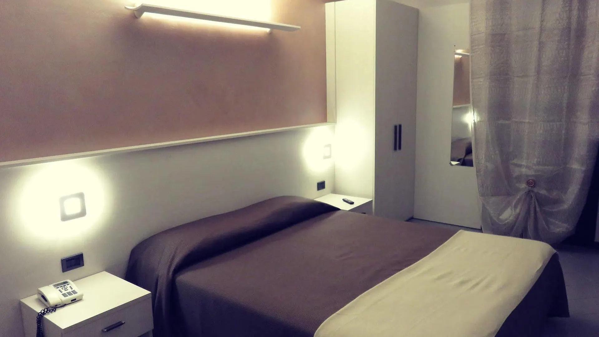 *** Hotel Albergo Al Cacciatore Desenzano del Garda Italien