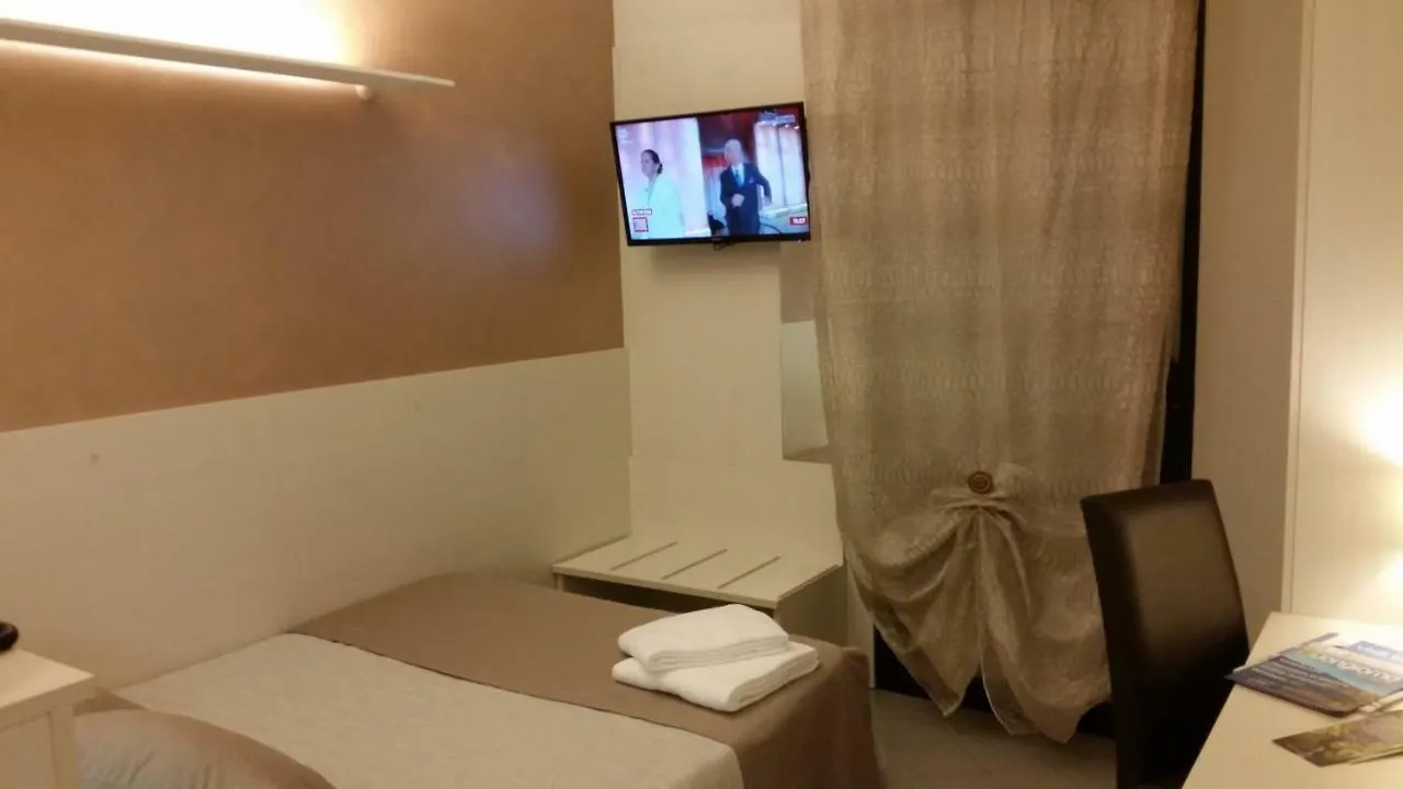 *** Hotel Albergo Al Cacciatore Desenzano del Garda Italien