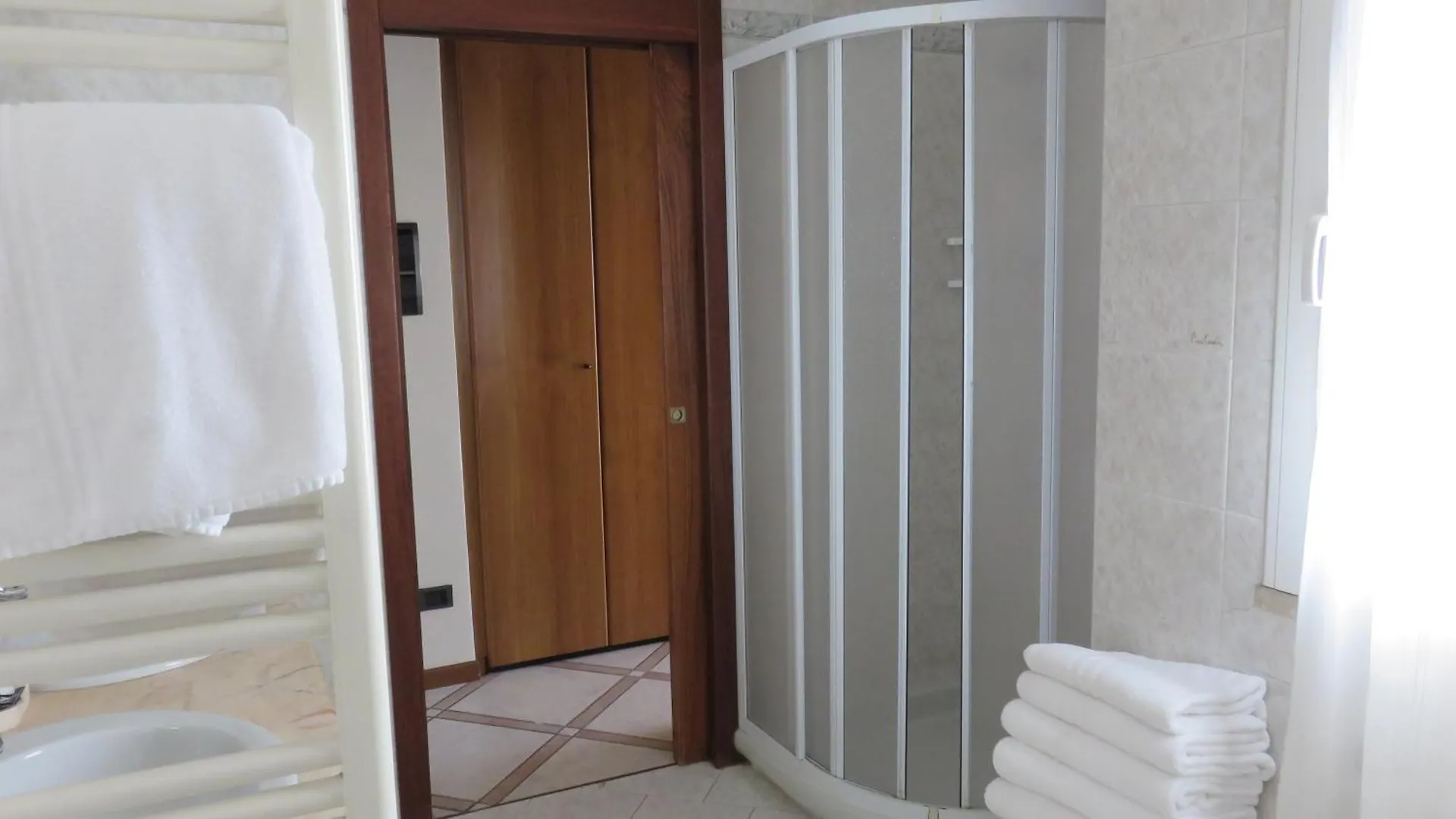 Albergo Al Cacciatore Desenzano del Garda Hotel